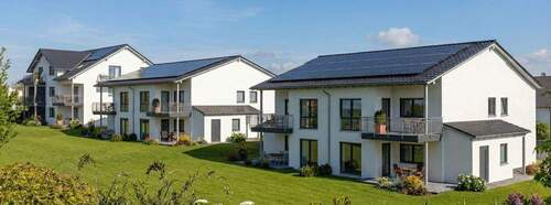 Gesamt - Spannendes Investment für Anleger - 5 % degressive Afa - günstiges Kfw-Darlehen möglich! 2 Zimmer- Wohnung mit Terrasse und Privatgarten