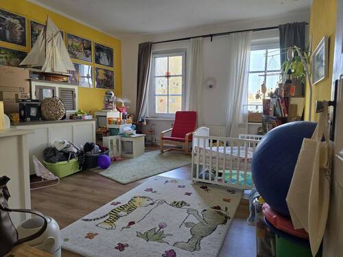 Schlafzimmer - 4 Zimmer Etagenwohnung zum Kaufen in Berlin