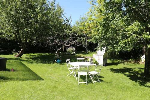 Sonnige Aussichten - Traumhaftes Baugrundstück in St. Peter-Ording mit Altbestand