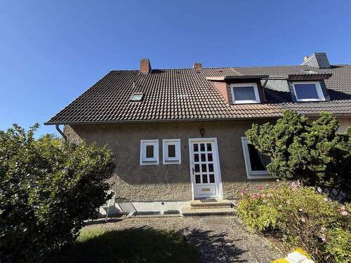 Titelbild - Alt, ehrlich, voller Chancen - Siedlungshaus mit Geschichte in Vorwerk! (NJ-1020-114)