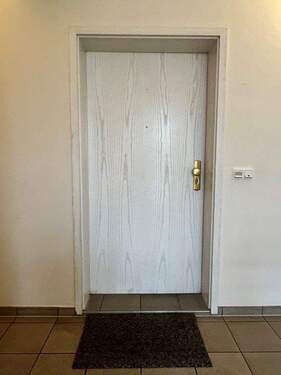 Wohnunstür - 2 Zimmer Terrassenwohnung in Berlin