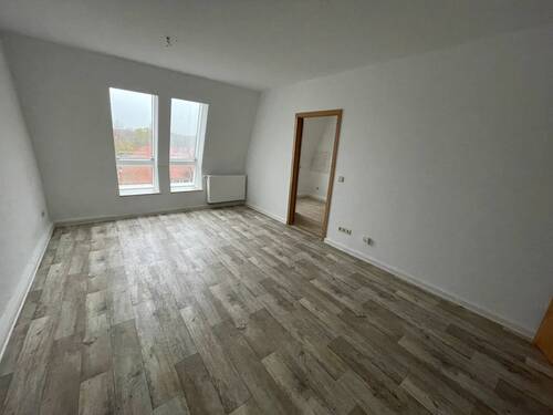 Wohnzimmer - 3 Zimmer Etagenwohnung zur Miete in Merseburg