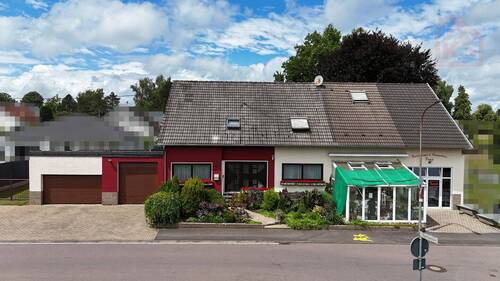 Haus Front VP - 1 Zimmer Mehrfamilienhaus, Wohnhaus zum Kaufen in Völklingen / Lauterbach