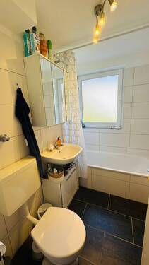 Badezimmer - Etagenwohnung in Amberg zum Kaufen