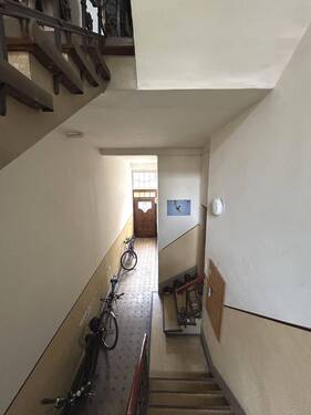 Eingangsbereich - 1 Zimmer Mehrfamilienhaus, Wohnhaus zum Kaufen in Freiburg