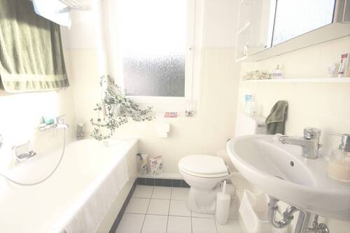 Bad..JPG - andere Wohnungstypen mit 16,00 m&sup2; in Hamburg zur Miete