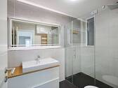 Modernes Duschbad en Suite - 