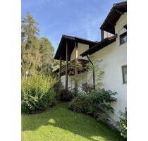 Ruhige 2 ZKB-DG Wohnung mit neu saniertem Bad - frei ab 01.08.26 - Bad Griesbach im Rottal