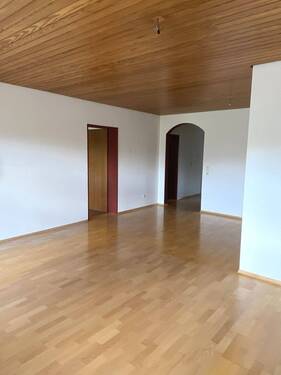 Wohn-/Esszimmer - 