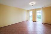 Wohnzimmer - 2 Zimmer Etagenwohnung zum Kaufen in Göhren