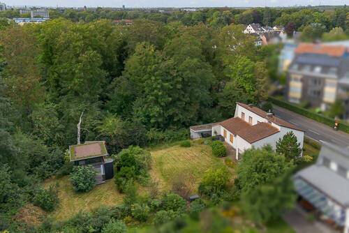 Garten - 6 Zimmer Einfamilienhaus zum Kaufen in Köln