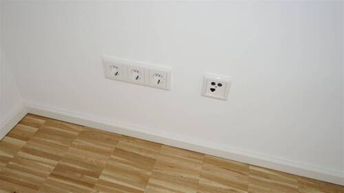 Kabelanschluss / Glasfaser - 