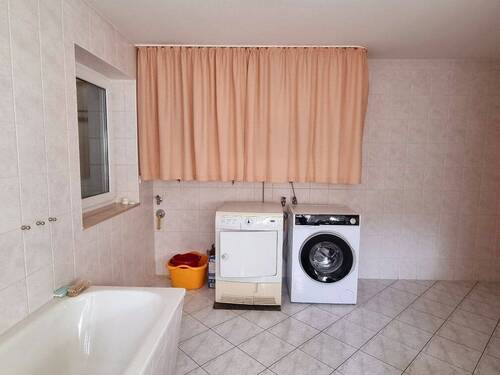 HWR/zweites Bad UG - 