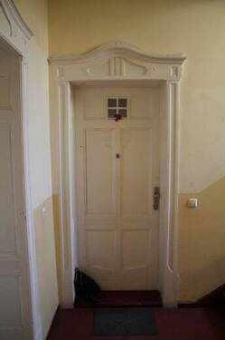 Beispiel Wohnungseingangstür - 2 Zimmer Etagenwohnung zum Kaufen in Berlin