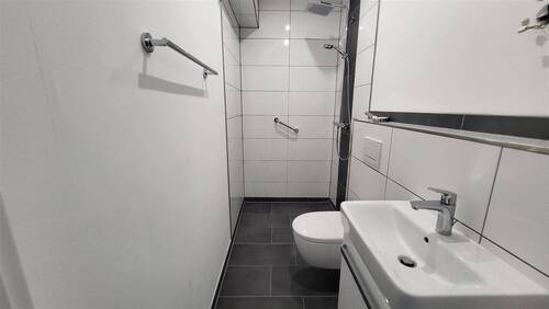 Badezimmer Zugang von Zimmer 3 - 