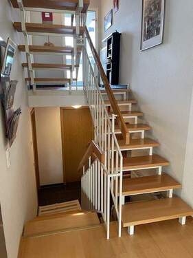 Treppe vom Untergeschoss - 