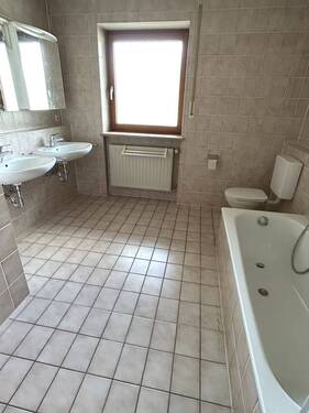 Badezimmer - OG - 