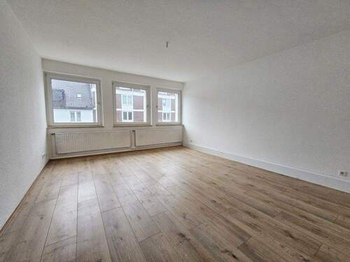 Wohnzimmer - 3 Zimmer Etagenwohnung zur Miete in Hagen