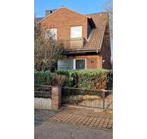 Plön- Haus mit Garage und Balkon, ruhige Lage