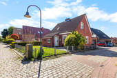 Hausansicht - Charmantes EFH mit Garage in beliebter Ferienregion