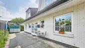 Eingangsbereich - + Charmantes Einfamilienhaus mit Einliegerwohnung +