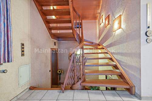 Bild 4 - Einfamilienhaus mit 201,00 m² in Bad Homburg vor der Höhe zum Kaufen