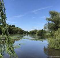 Den Mühlenteich vor der Tür: 2 Zi.-Wohnung mit Stellplatz im Herzen von Wedel