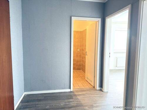 Flur - 2 Zimmer Etagenwohnung zum Kaufen in Wedel