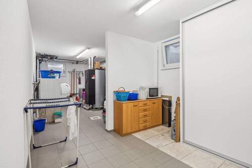 Technik-/Hauswirtschaftsraum - 