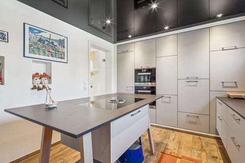 Küche - 5 Zimmer Reihenendhaus zum Kaufen in Lahr/Schwarzwald