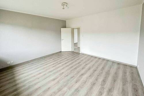 Zimmer - Mehrfamilienhaus, Wohnhaus in Bremerhaven zum Kaufen