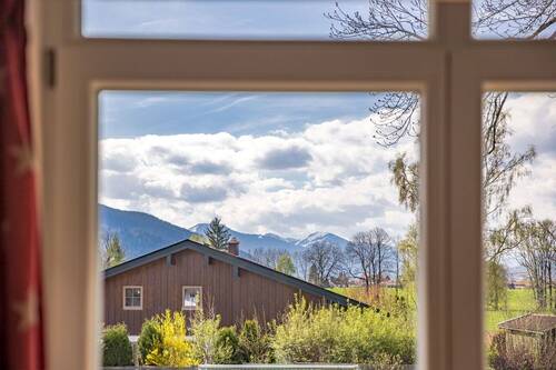 Ausblick in die Berge - 5 Zimmer Einfamilienhaus in Gmund am Tegernsee