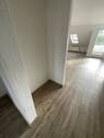 Flur - 3 Zimmer Etagenwohnung zur Miete in Ronnenberg