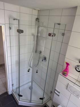 Echtglas-Duschwand - Etagenwohnung mit 71,00 m² in Mutterstadt zur Miete