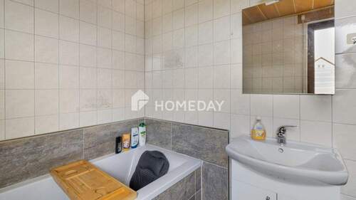 1. OG Badezimmer 1 - 