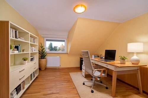 Einrichtungsbeispiel Büro - 