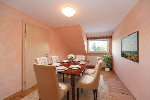 Einrichtungsbeispiel Esszimmer - 