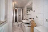 Badezimmer im Erdgeschoss - 