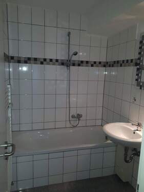 Whg. li., Wannenbad - 