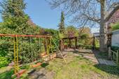 Garten mit Hühnerstall - 