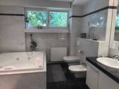 Badezimmer EG Ansicht 2 - 