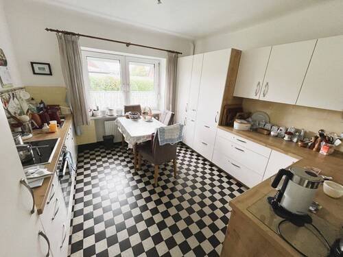 Küche mit Essplatz - 