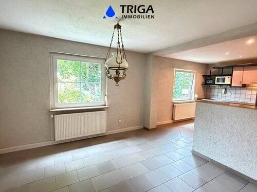 Essbereich mit Blick in die Küche - 3 Zimmer Einfamilienhaus in Nordhausen