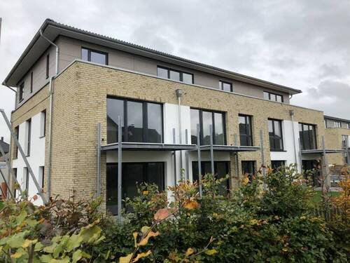 Neubau in Preetz - Moderne 3-Raum-Komfort-Wohnung mit Sonnenbalkon