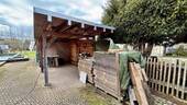 Schuppen mit Carport - 