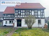 Hausansicht - Großes Einfamilien- Zweifamilienhaus mit Nebengelass und Garten in Stadtrandlange von Eisenberg