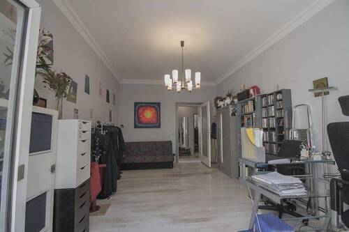 Zimmer zur Reisstr. mit Balkon - Etagenwohnung mit 51,00 m&sup2; in Berlin zum Kaufen