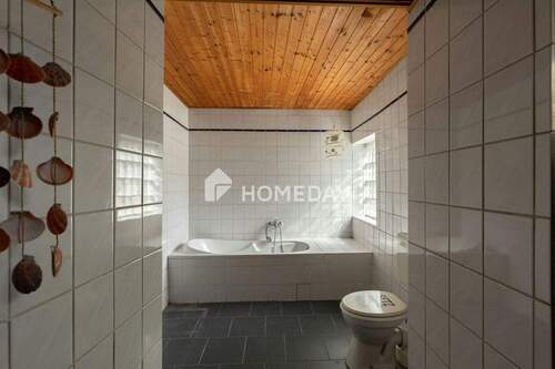 1. OG Badezimmer 2 - 