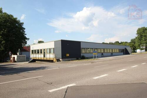 IMG_9739 - Moderne Bürofläche in Schwalbach mit 57 Stellplätzen - Zur Selbstnutzung oder bereits Vermietet