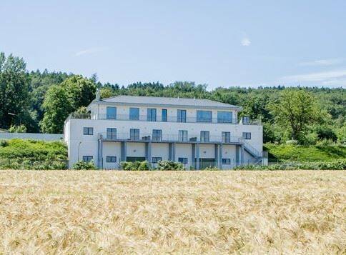 Außenansicht Rückseite - Hotel, Pension, Gasthof zum Kaufen in Preußisch Oldendorf